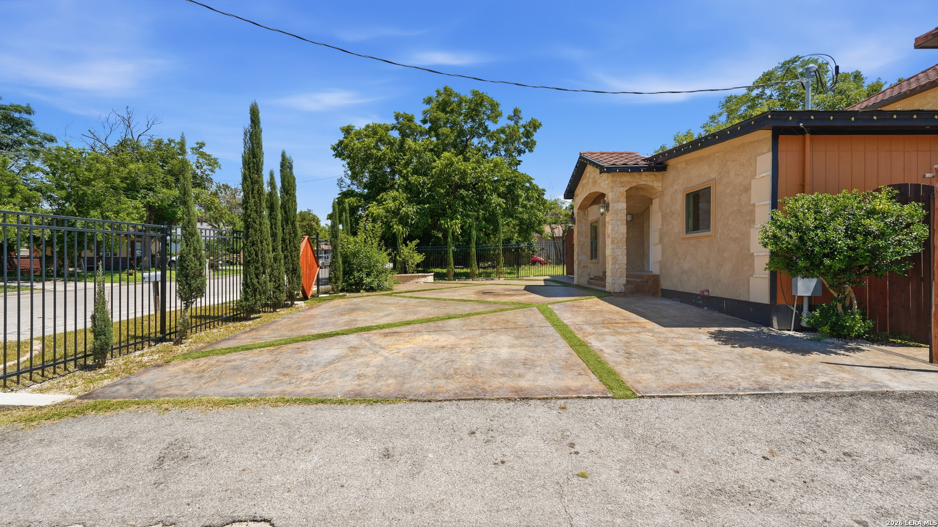 295 N West End Avenue New Braunfels TX 78130