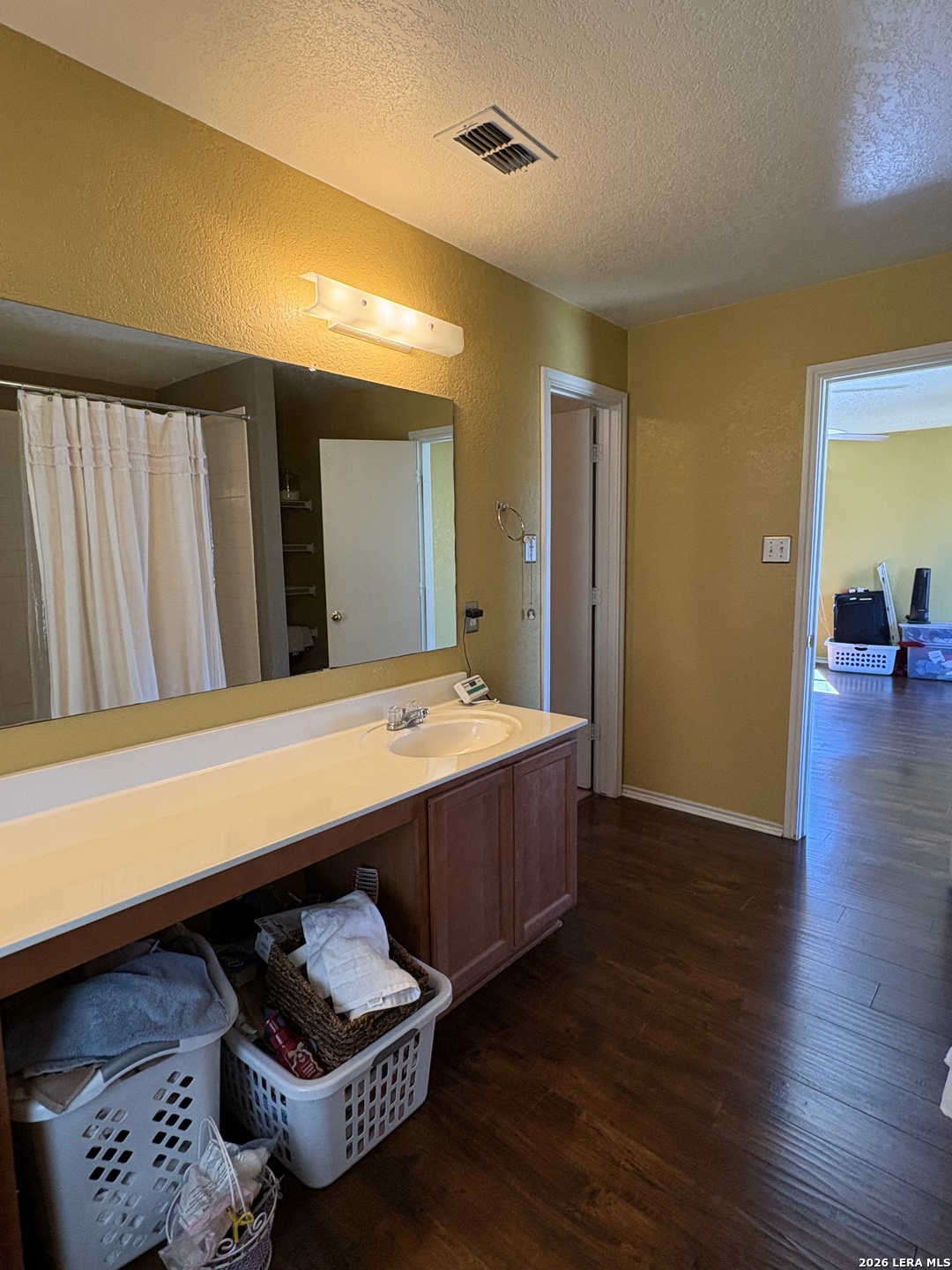 4711 Appaloosa Run San Antonio TX 78244