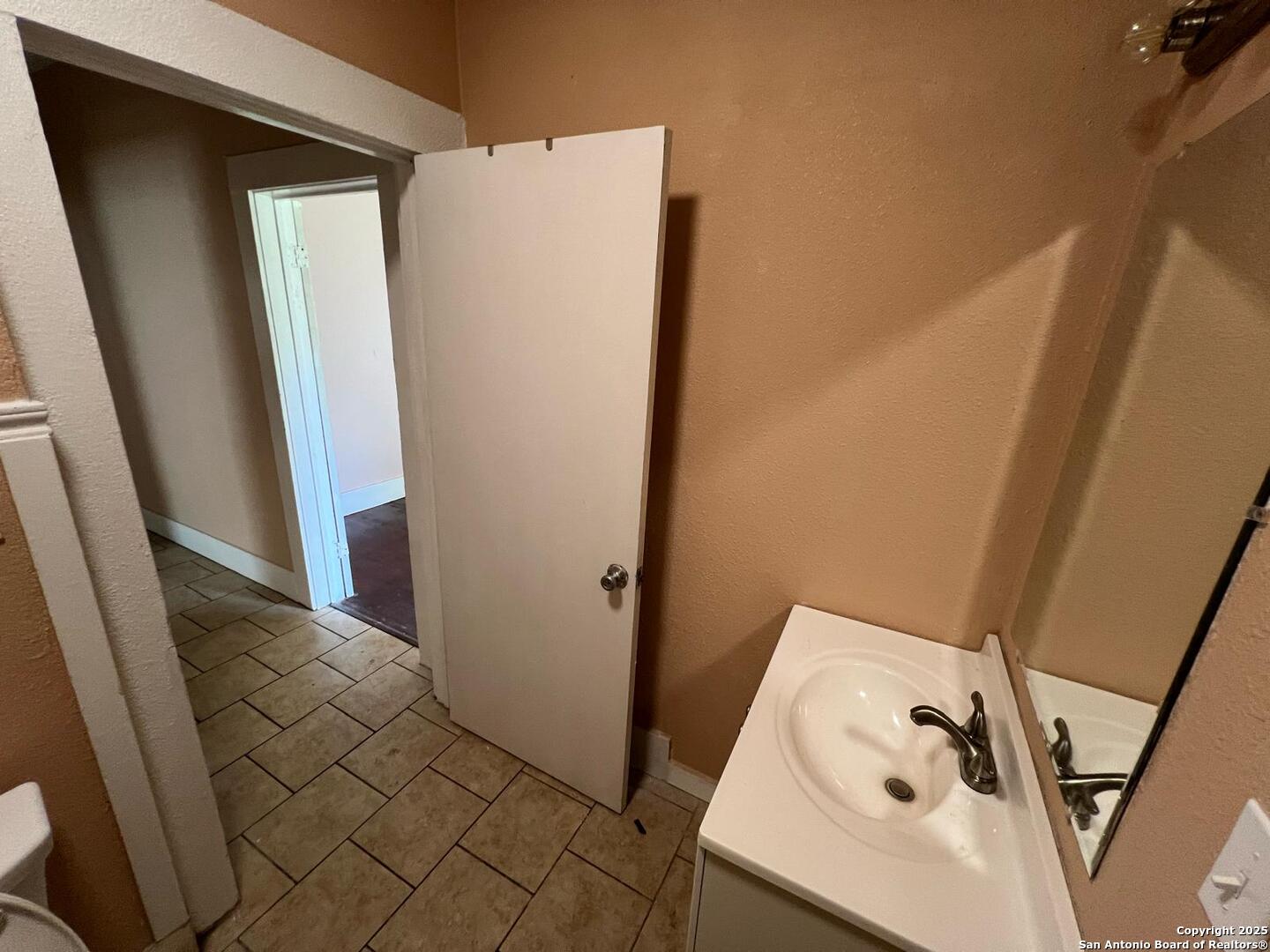 1036 Hammond San Antonio TX 78210