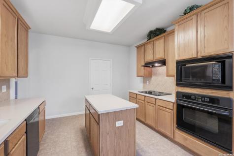 100 Ling Lane Cibolo TX 78108