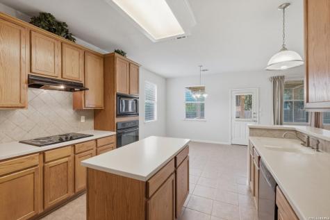100 Ling Lane Cibolo TX 78108