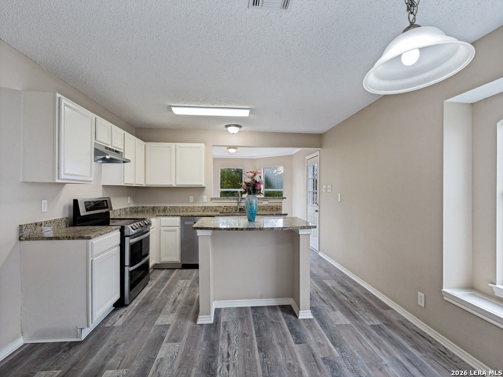 3610 Candleglenn San Antonio TX 78244
