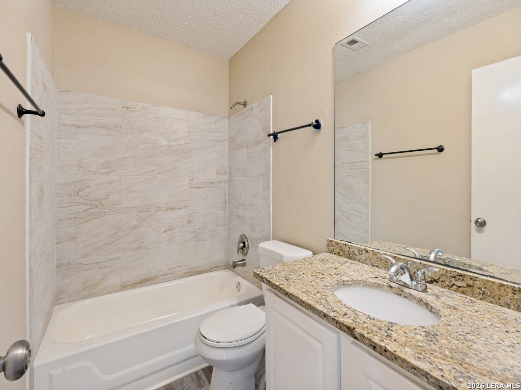 3610 Candleglenn San Antonio TX 78244