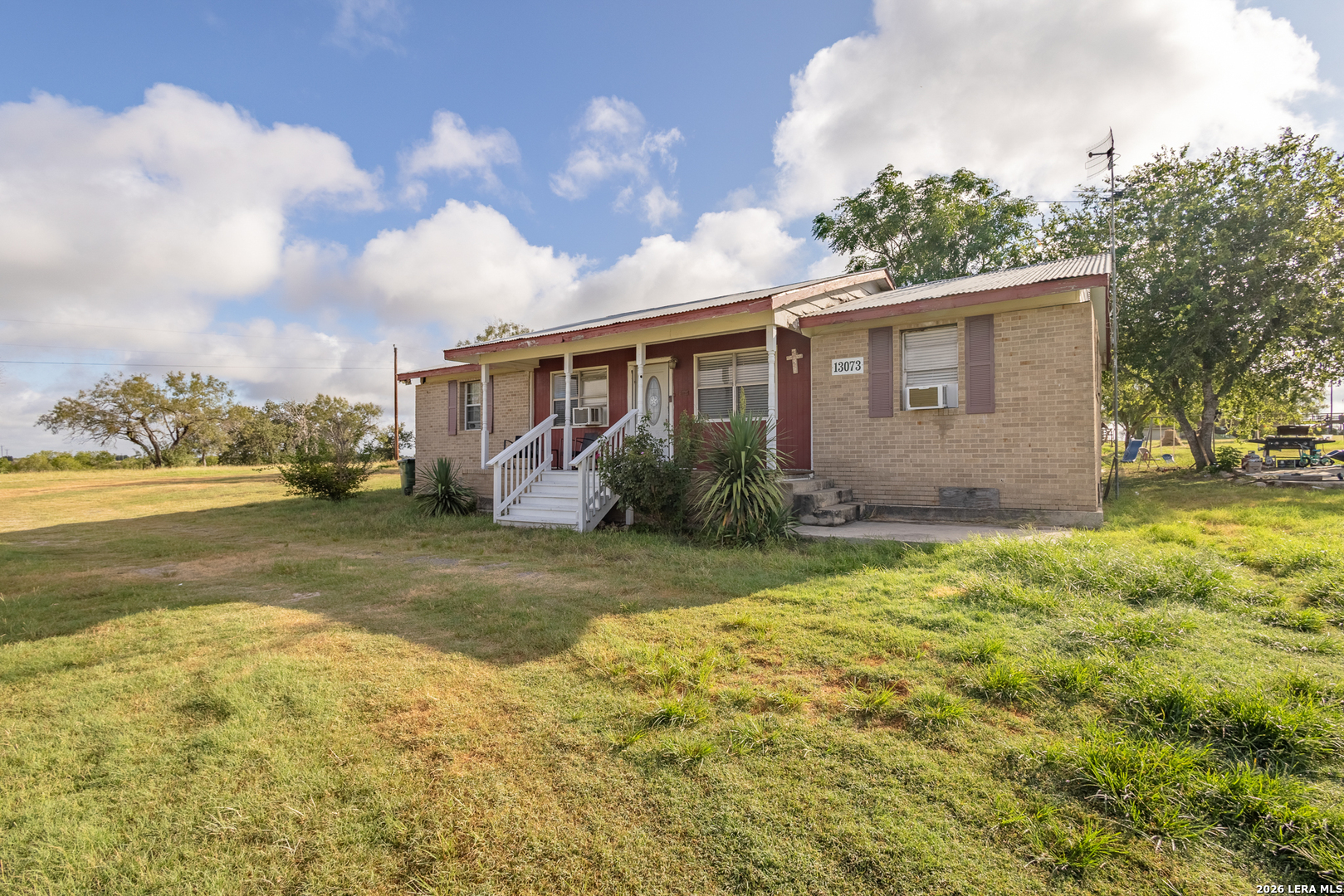 13073 Fm 775 La Vernia TX 78121