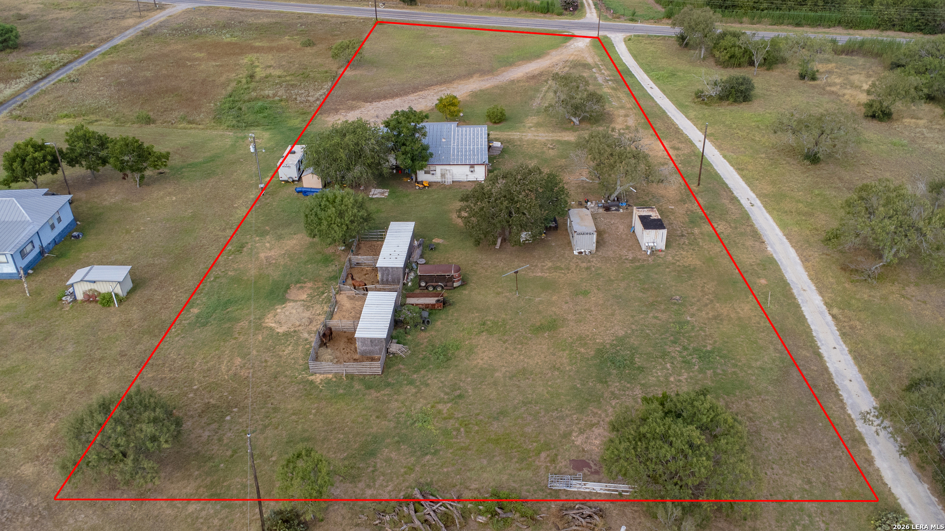 13073 Fm 775 La Vernia TX 78121