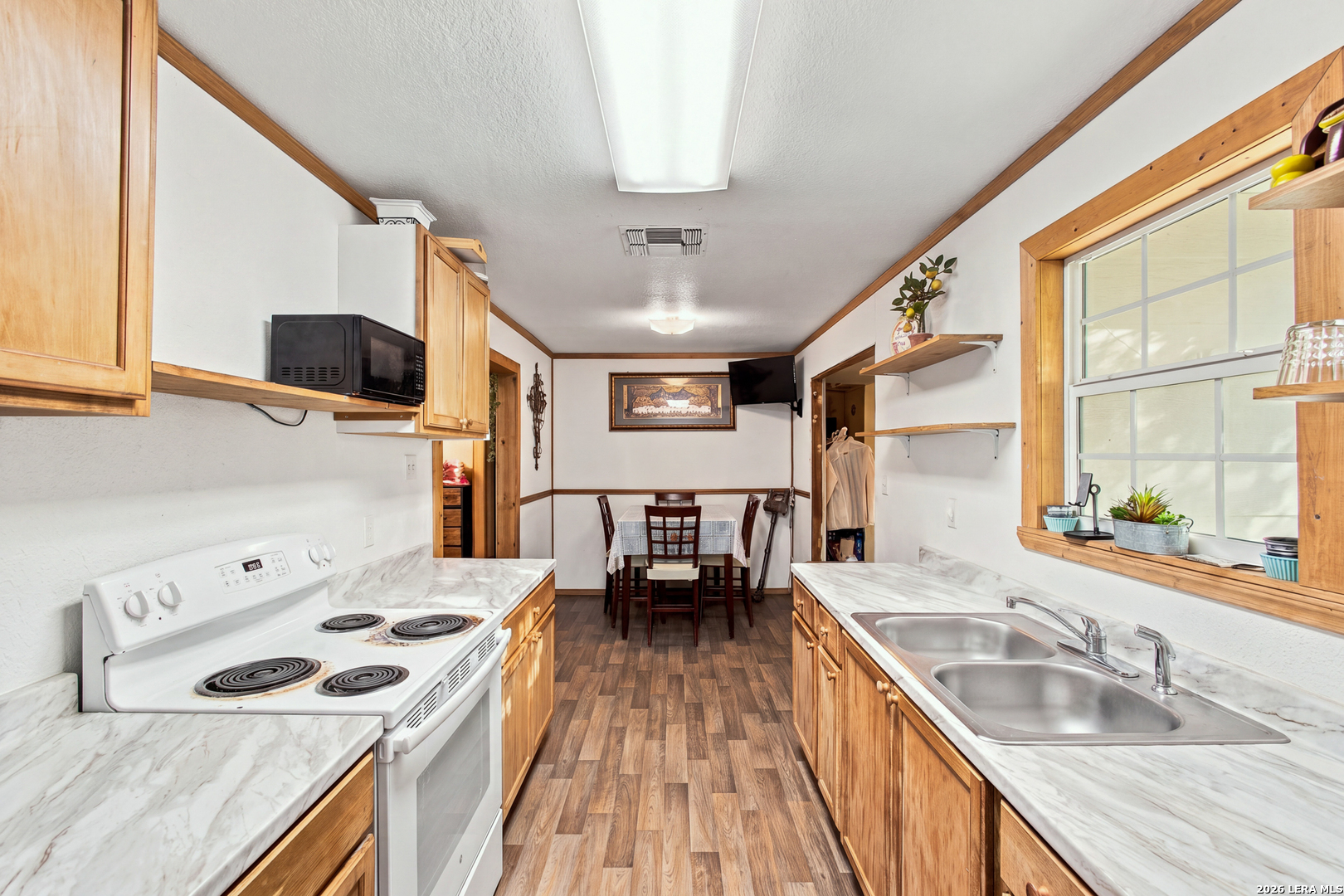 13073 Fm 775 La Vernia TX 78121