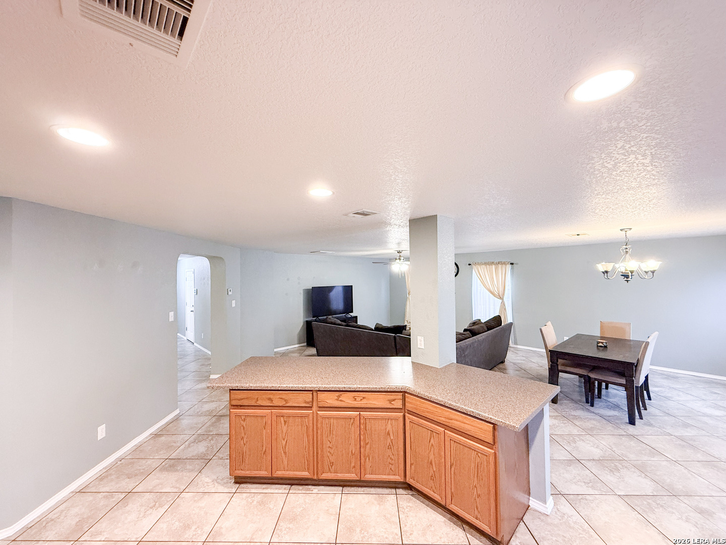 718 Barrow Peak San Antonio TX 78251