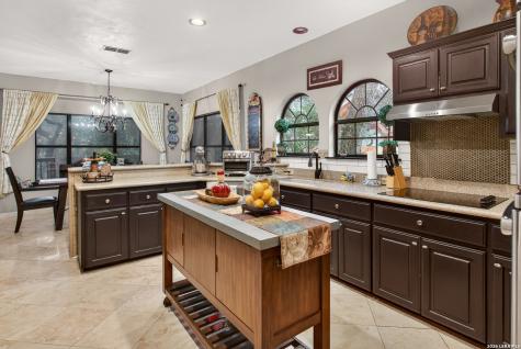 419 Sunrise San Antonio TX 78260