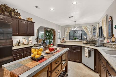 419 Sunrise San Antonio TX 78260