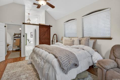 419 Sunrise San Antonio TX 78260