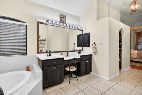 419 Sunrise San Antonio TX 78260