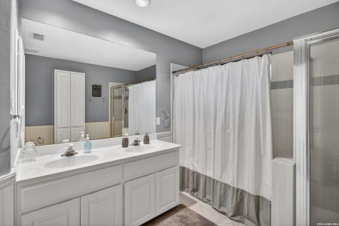 419 Sunrise San Antonio TX 78260