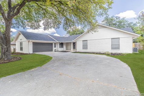 6307 Lakewood Park Windcrest TX 78239