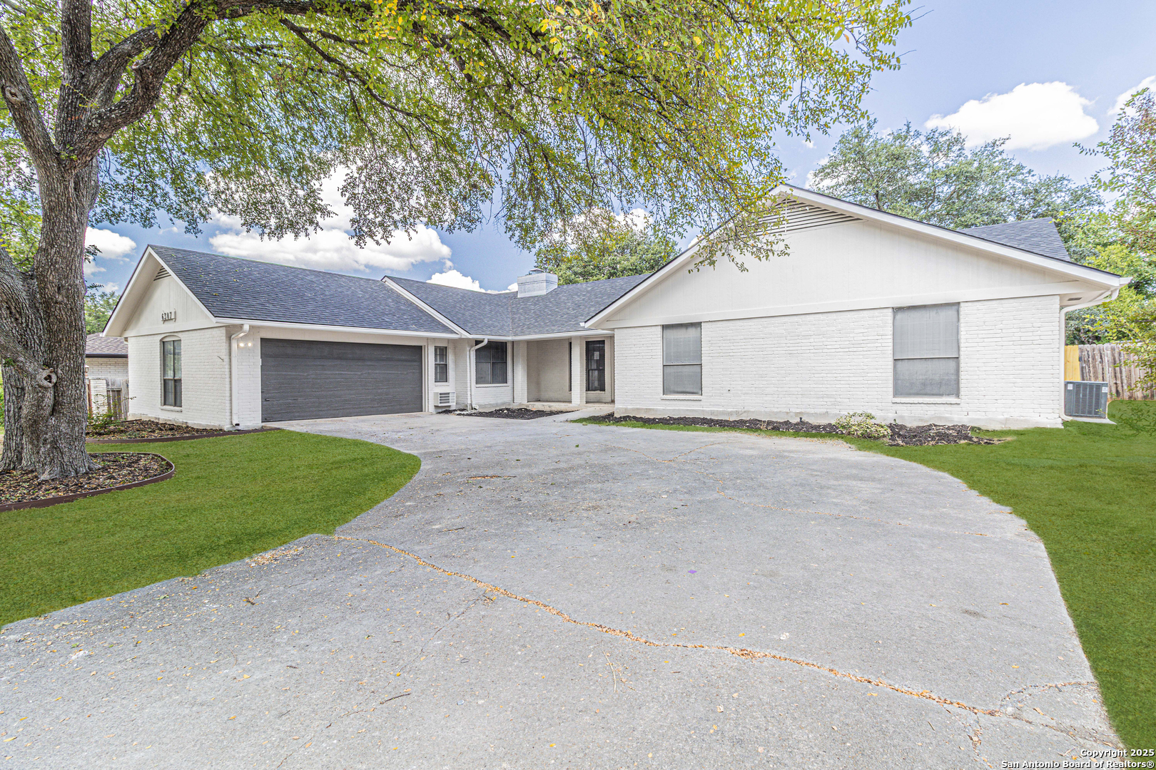 6307 Lakewood Park Windcrest TX 78239
