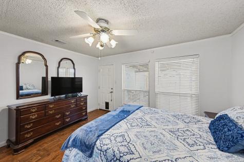 12143 Lemon Blossom San Antonio TX 78247