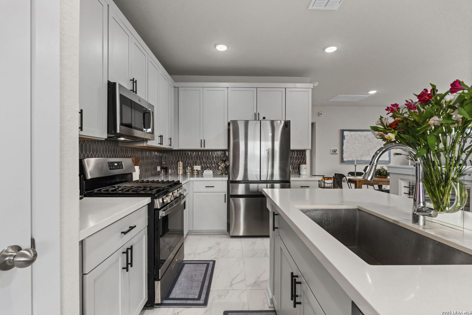 4418 Tiger Run San Antonio TX 78217