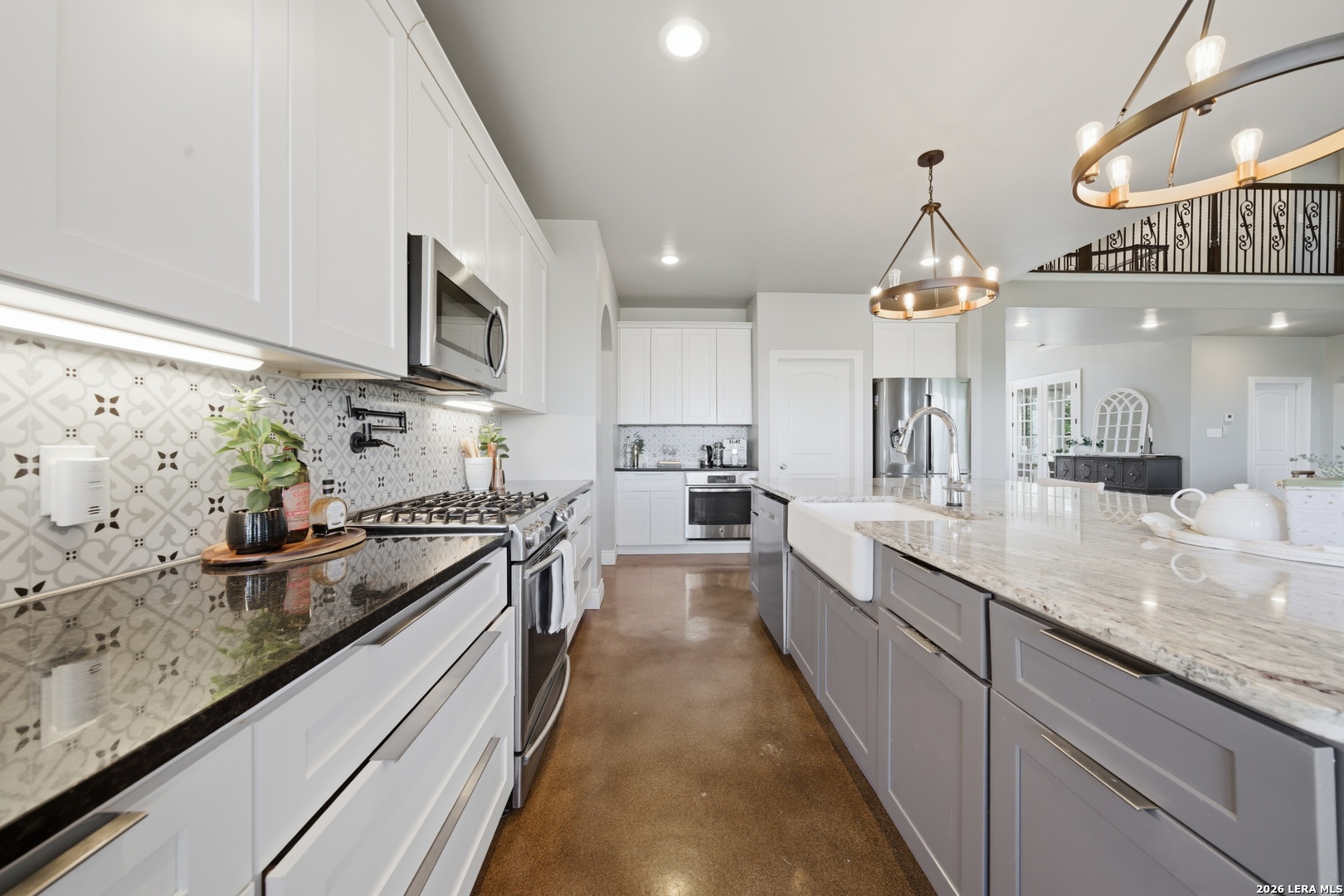 10042 Rafter S Trail Helotes TX 78023