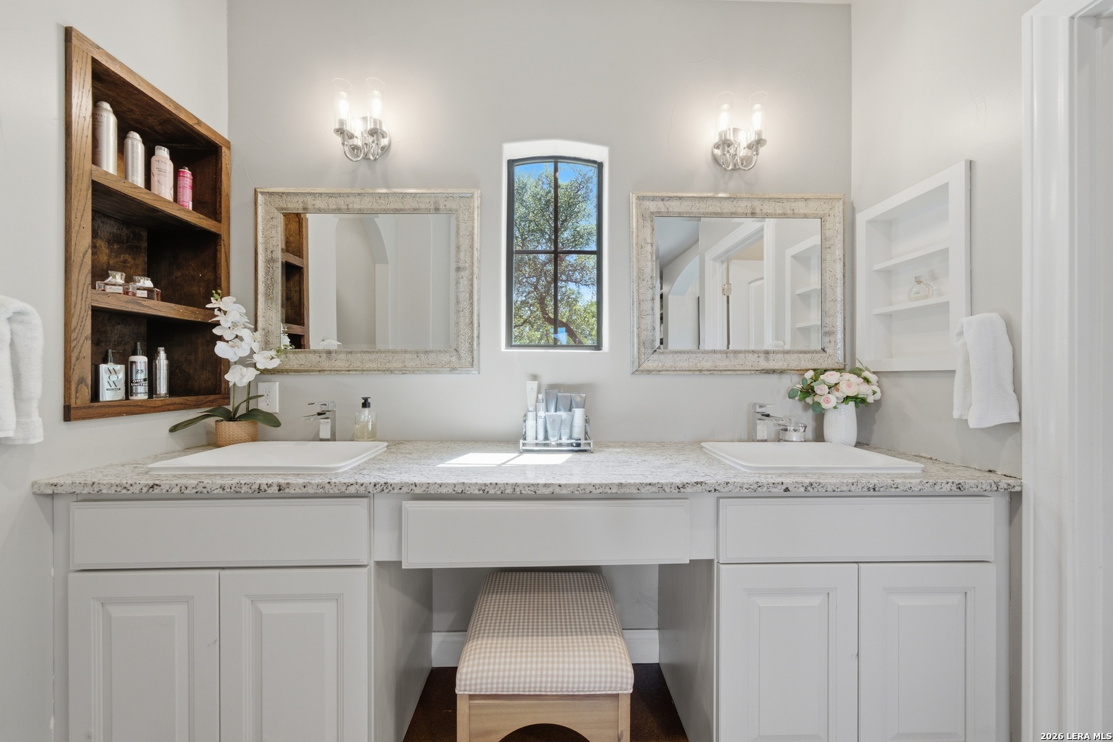 10042 Rafter S Trail Helotes TX 78023