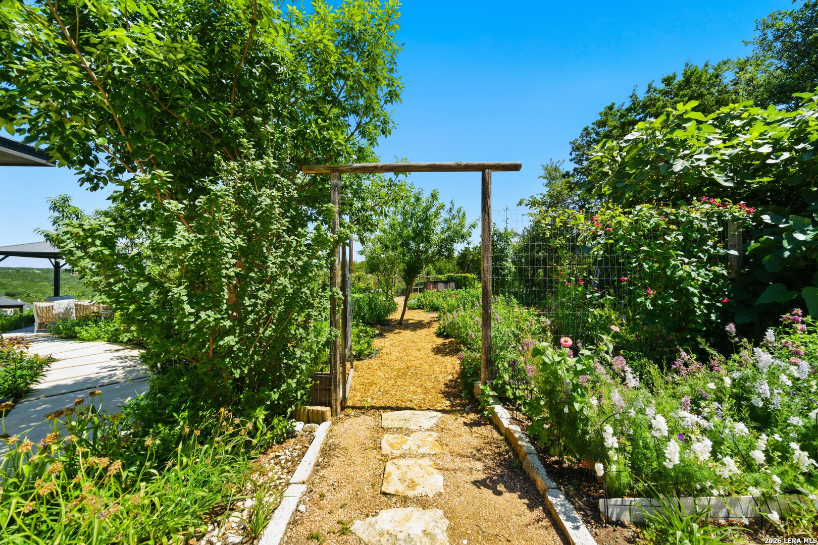 10042 Rafter S Trail Helotes TX 78023