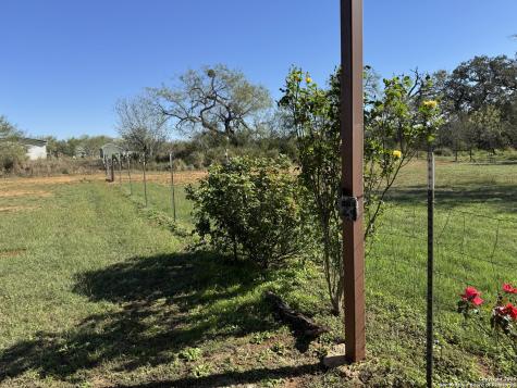 340 Mourning Dove Floresville TX 78114