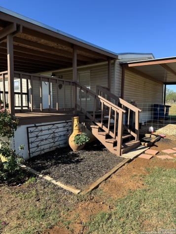 340 Mourning Dove Floresville TX 78114