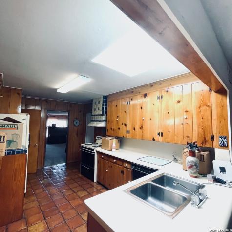 102 Audrey Alene Drive San Antonio TX 78216