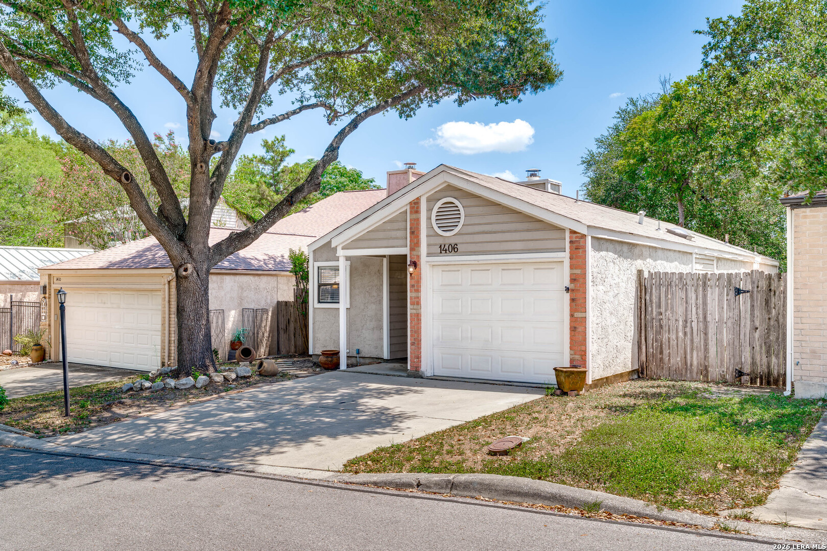 1406 Brook Run San Antonio TX 78232