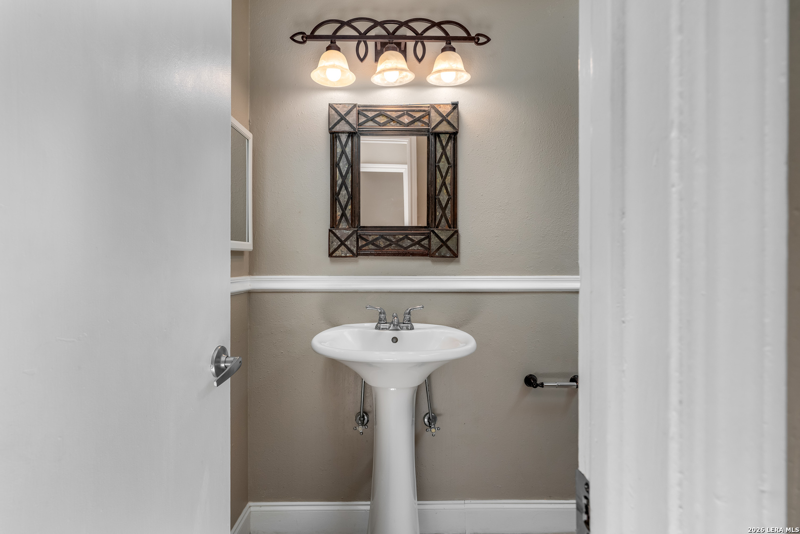 1406 Brook Run San Antonio TX 78232