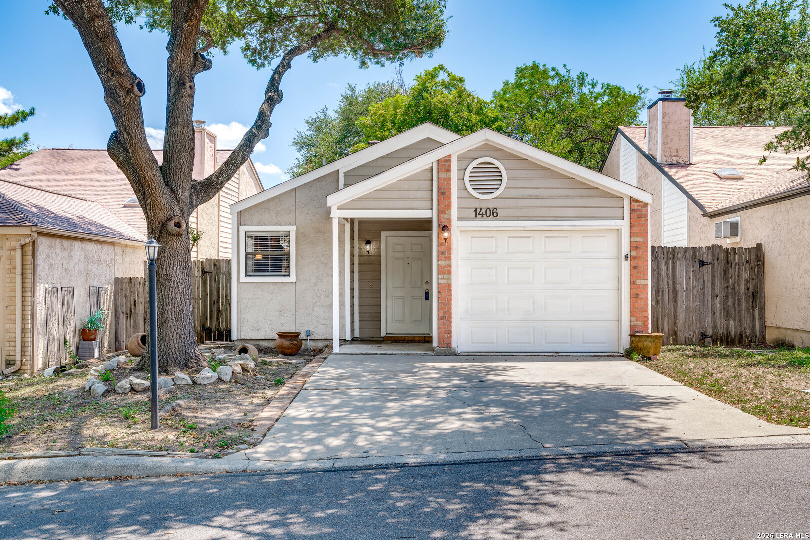 1406 Brook Run San Antonio TX 78232