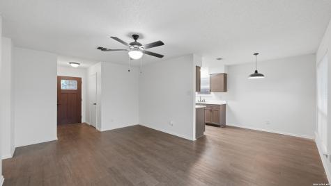 2221 Michigan New Braunfels TX 78130