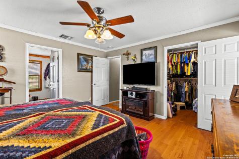 425 Old Pleasanton San Antonio TX 78264