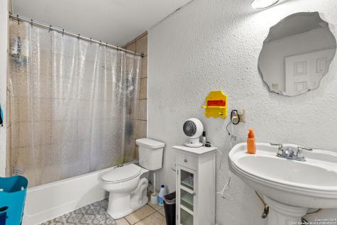 425 Old Pleasanton San Antonio TX 78264