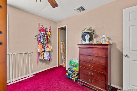 425 Old Pleasanton San Antonio TX 78264