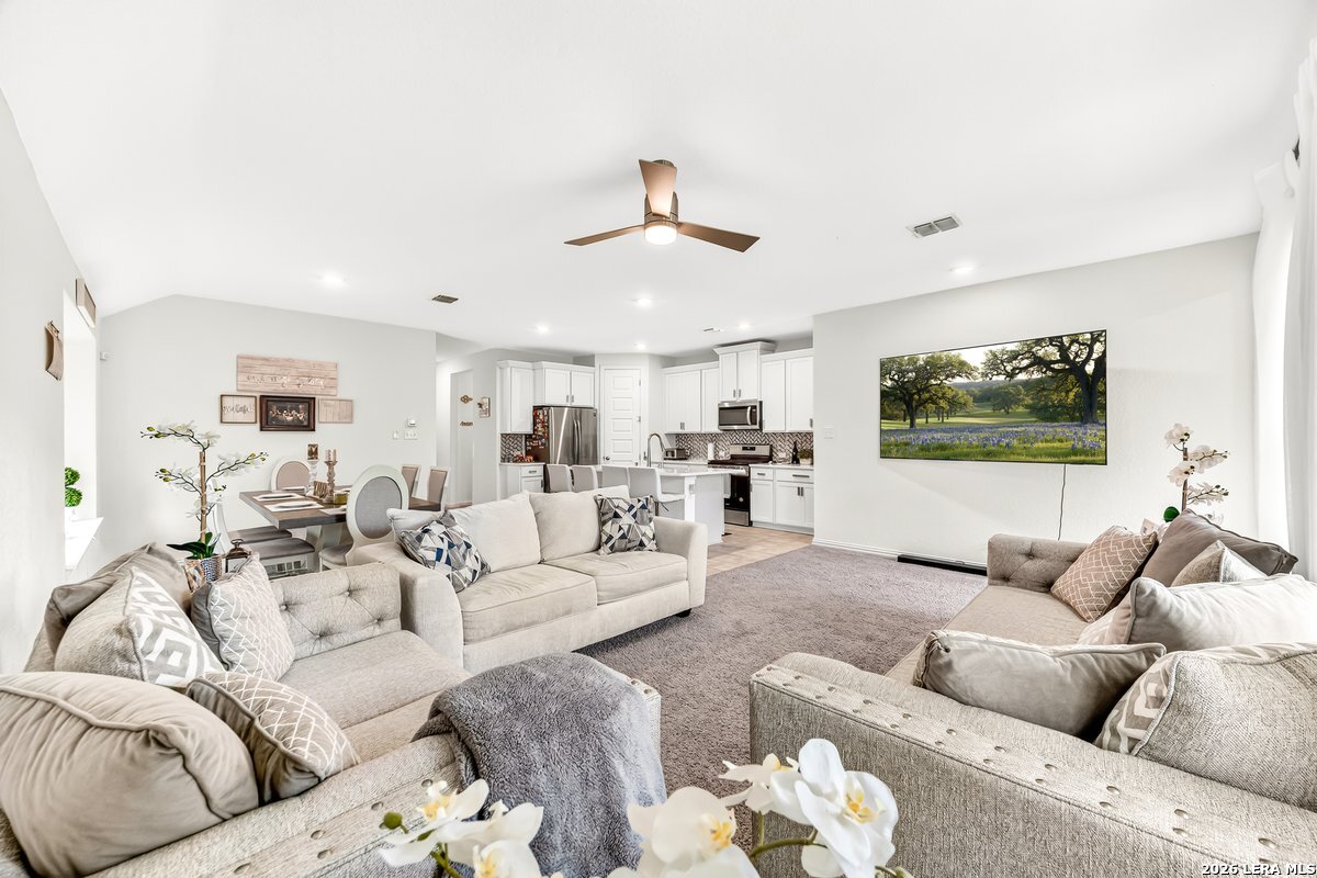 6615 Hoffman Plain San Antonio TX 78252