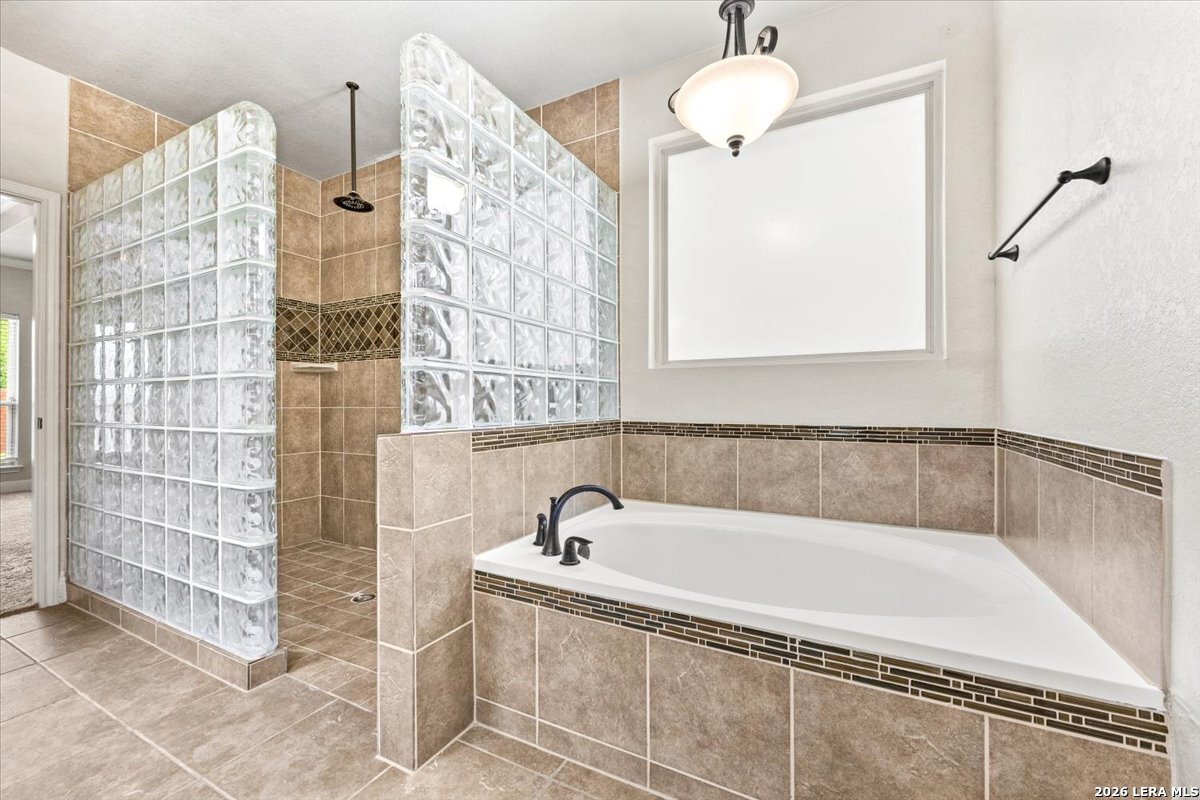 7643 Culebra Valley San Antonio TX 78254