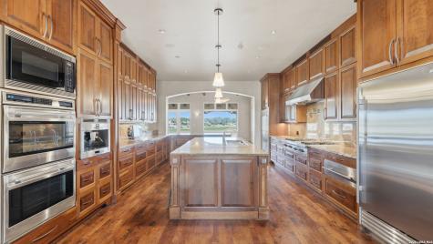 930 Lakeview Mcqueeney TX 78123