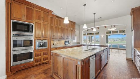 930 Lakeview Mcqueeney TX 78123