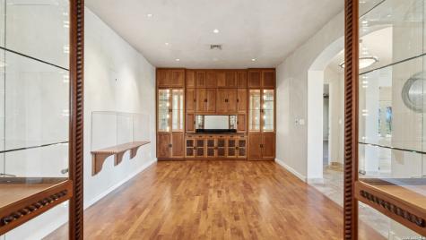 930 Lakeview Mcqueeney TX 78123
