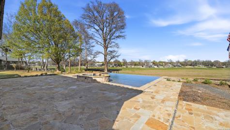 930 Lakeview Mcqueeney TX 78123
