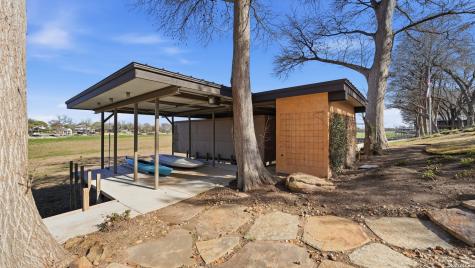 930 Lakeview Mcqueeney TX 78123