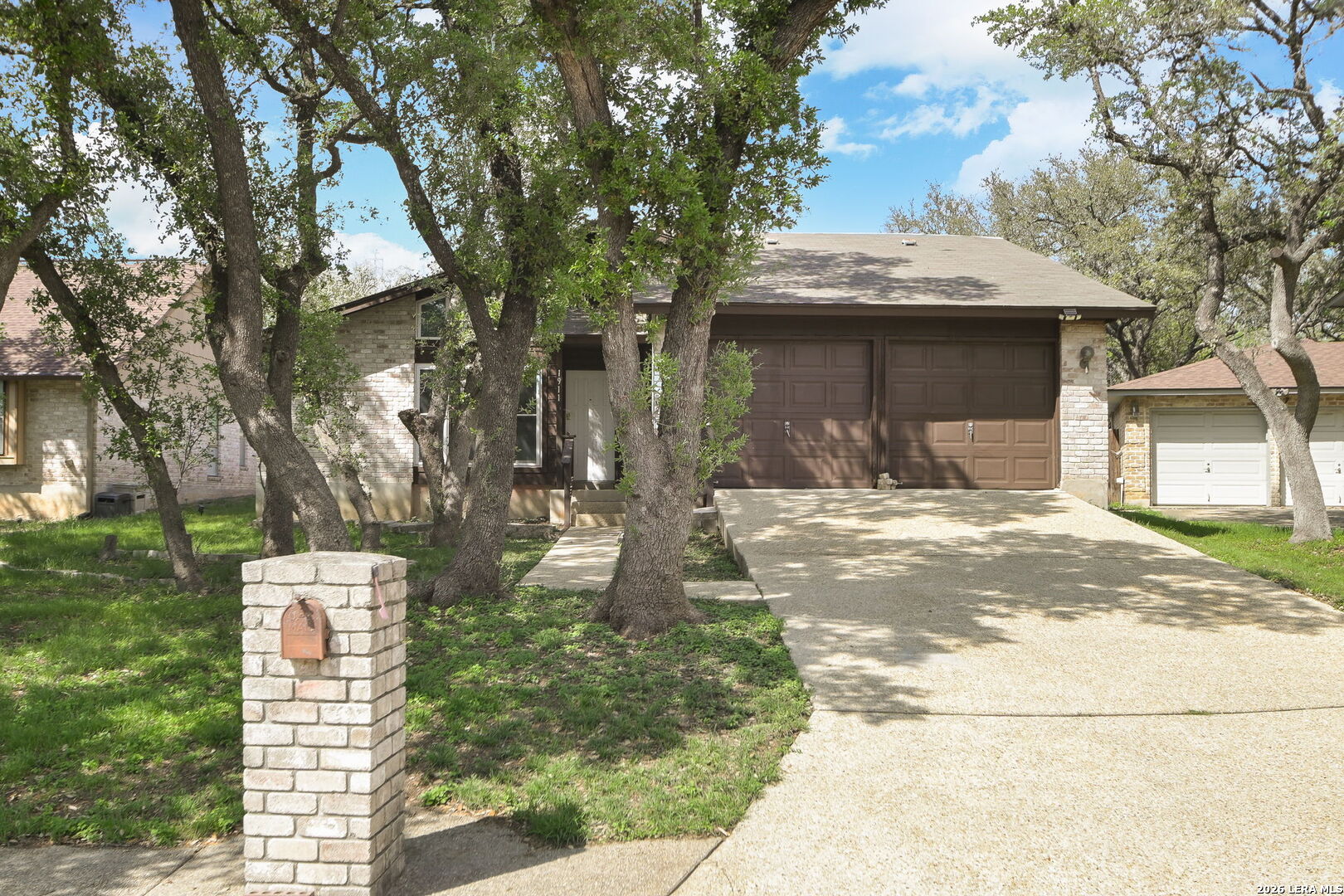 1911 Hillingway Street San Antonio TX 78248