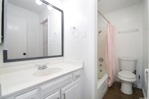 1911 Hillingway Street San Antonio TX 78248
