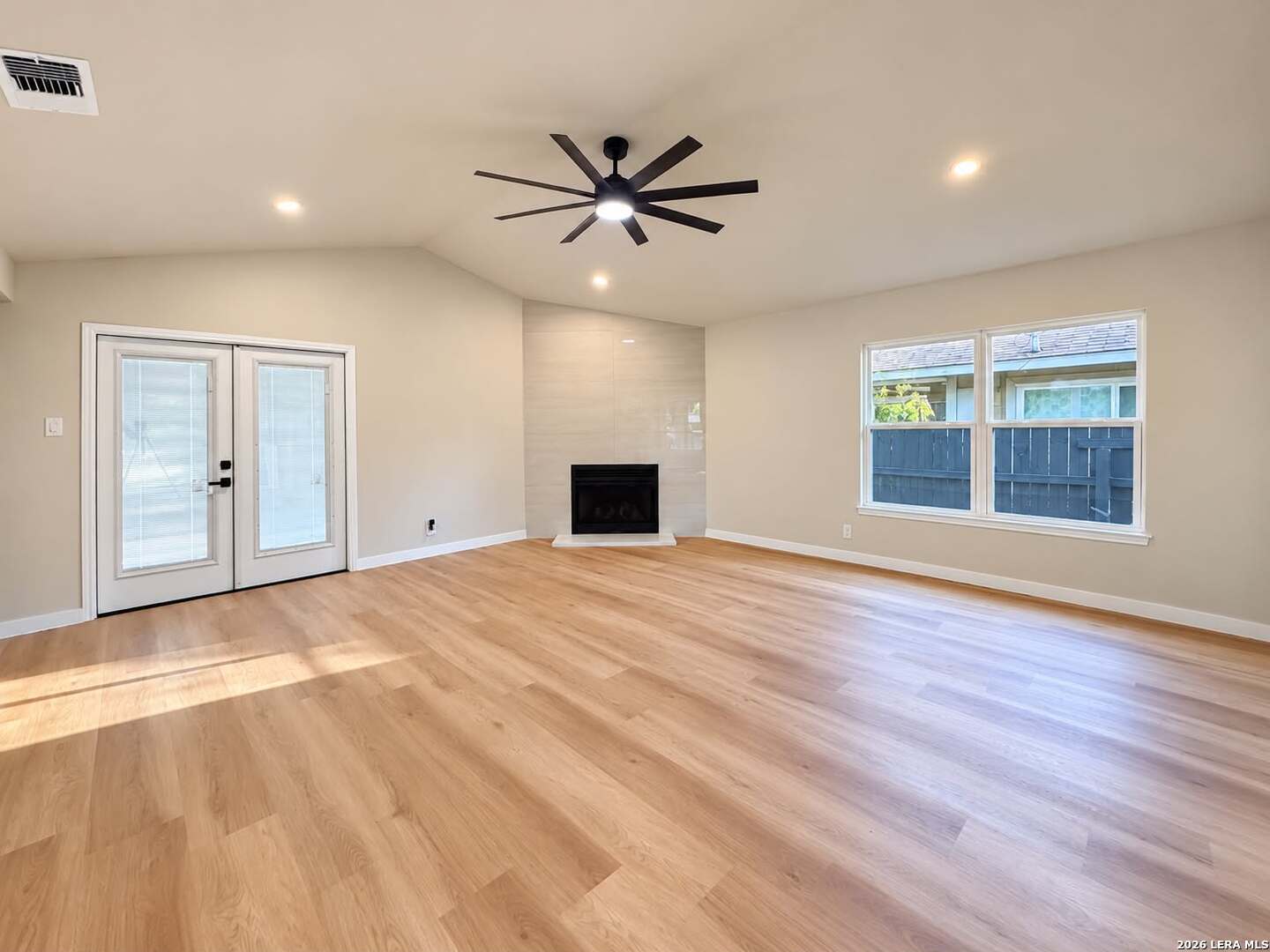 9827 Autumn Silver San Antonio TX 78254