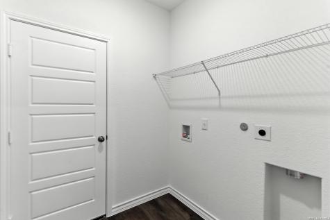 1206 Los Mochis Avenue Converse TX 78109