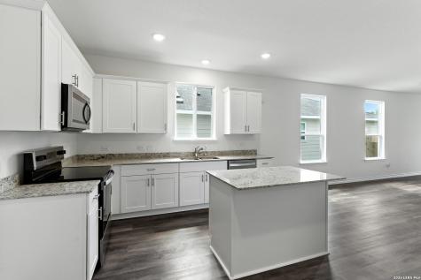 1206 Los Mochis Avenue Converse TX 78109