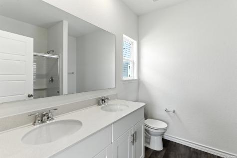 1206 Los Mochis Avenue Converse TX 78109