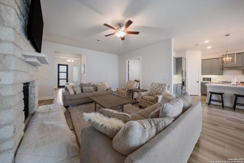 652 Vale Court New Braunfels TX 78132