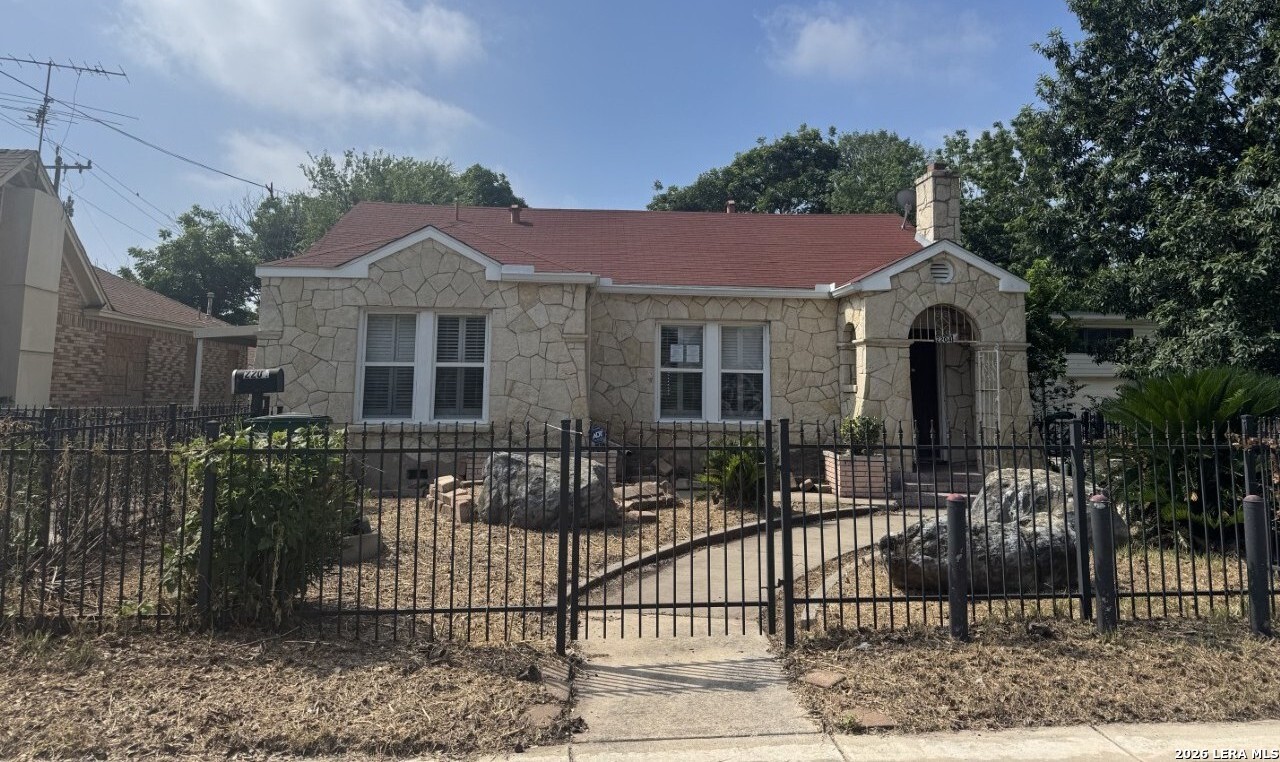 2204 Edison Drive San Antonio TX 78201