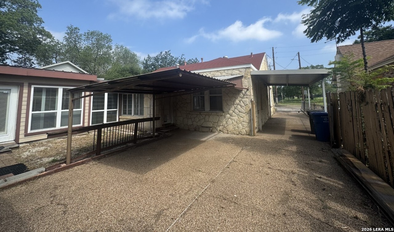 2204 Edison Drive San Antonio TX 78201