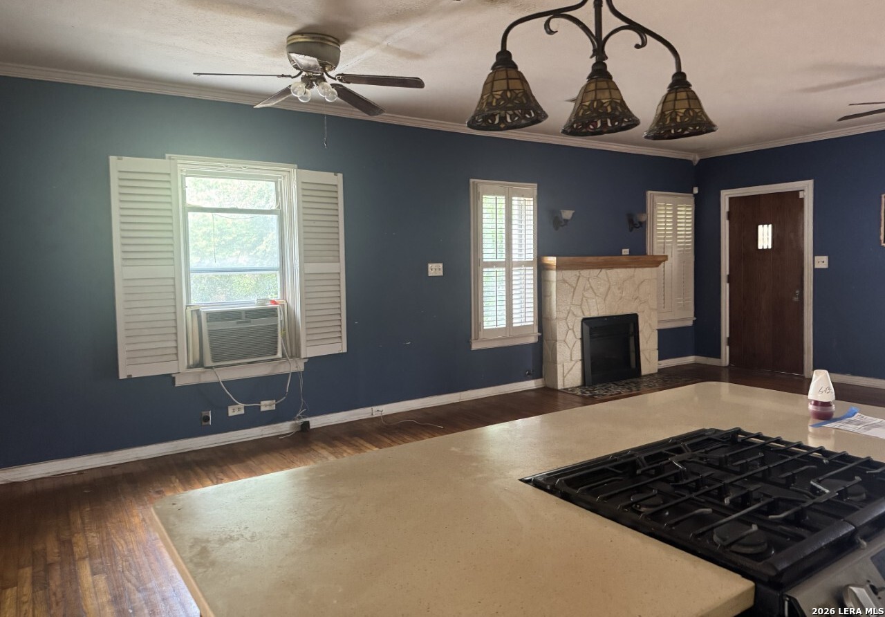 2204 Edison Drive San Antonio TX 78201
